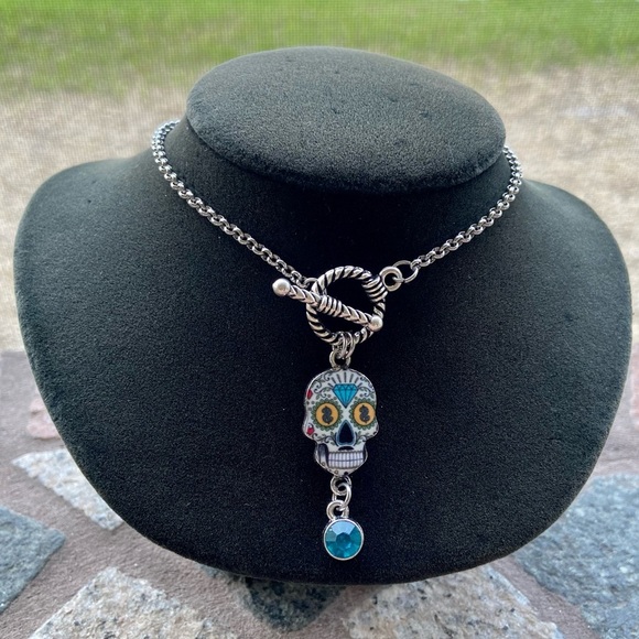 π΄β SALE ! red dot items are 2 for $25 . Bundle more than 3 and its $10 each π - Picture 8 of 11